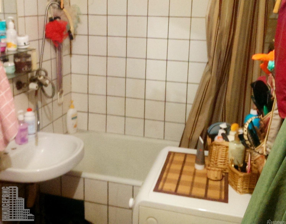 Продажа 2-комн квартиры на вторичном рынке Квесисская 2-я ул ,  д. 18