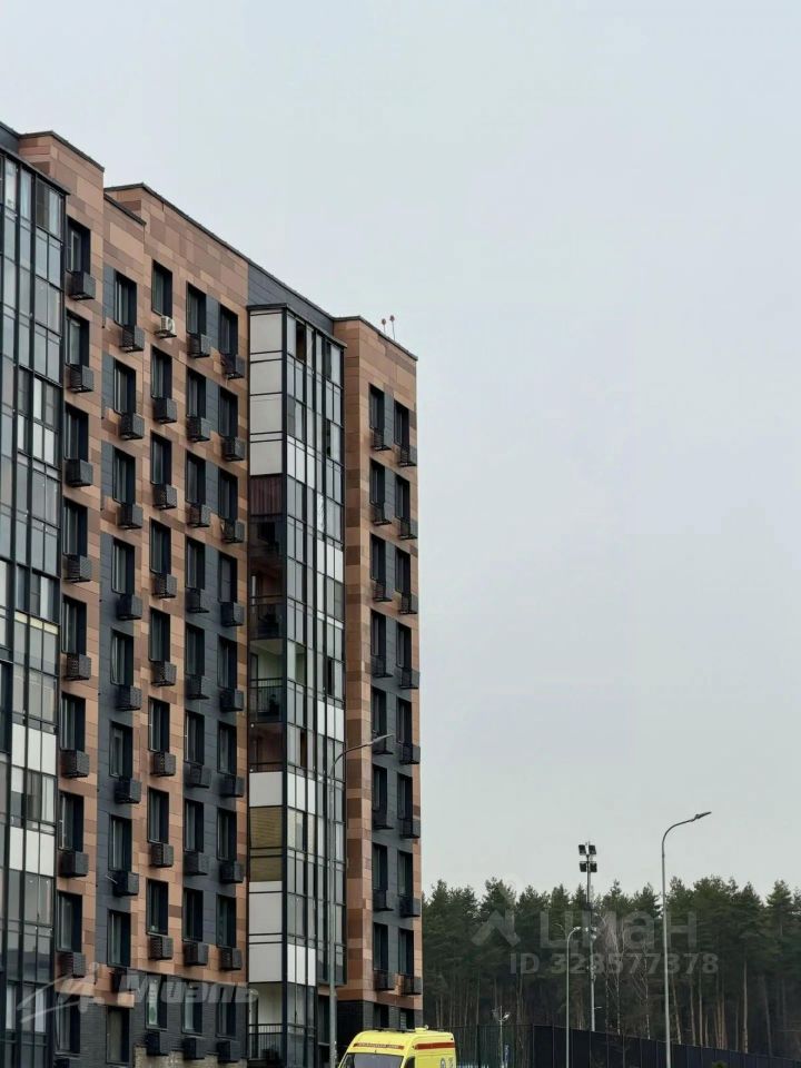 Продажа 1-комн квартиры на вторичном рынке улица Золотошвейная, 3