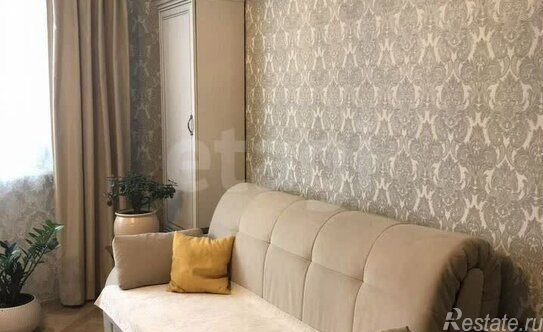 Продажа 2-комн квартиры на вторичном рынке Зеленоградская улица,  д. 3