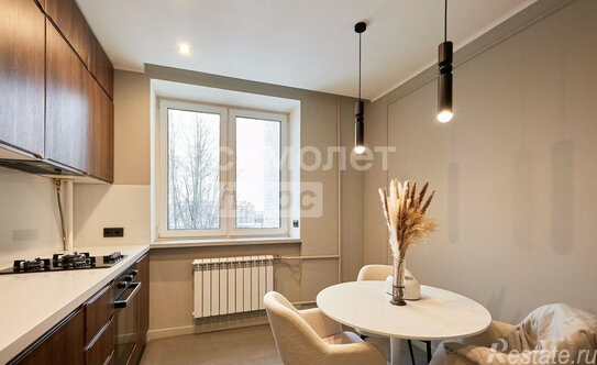 Продажа 4-комн квартиры на вторичном рынке Хлебозаводский проезд