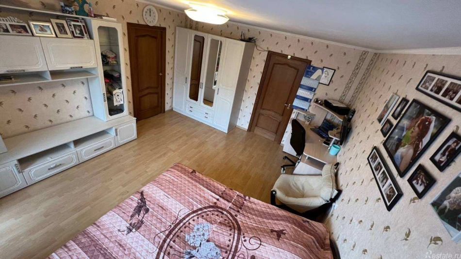 Продажа 3-комн квартиры на вторичном рынке Маршала Новикова ул ,  д. 5