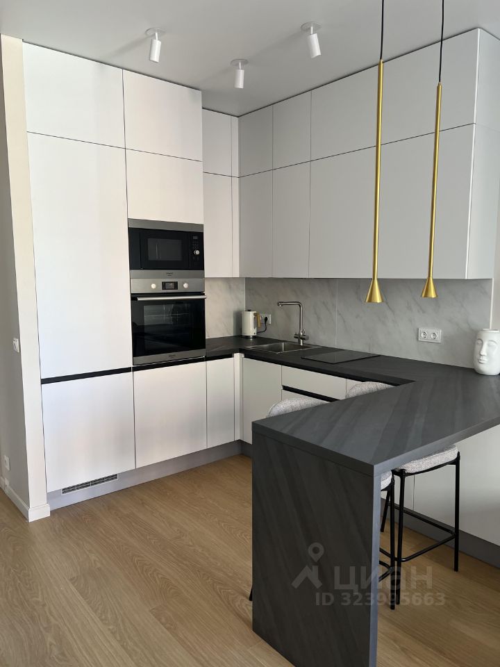 Продажа 2-комн квартиры на вторичном рынке Большая Филевская улица, 3к3