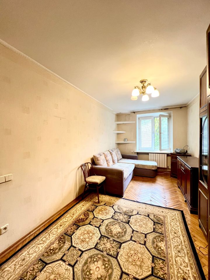 Продажа 2-комн квартиры на вторичном рынке 1-я Парковая улица, 11