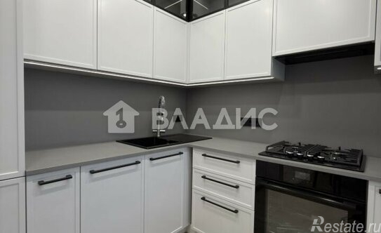 Продажа 2-комн квартиры на вторичном рынке Севастопольский проспект,  д. 3 к4