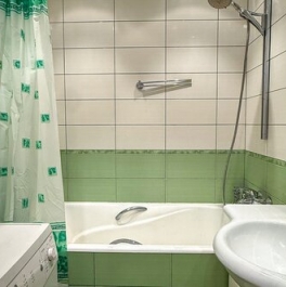 Продажа 1-комн квартиры на вторичном рынке улица Академика Челомея,  д. 8 к2