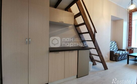 Продажа 10-комн квартиры на вторичном рынке Бронницкая улица,  д. 13/19