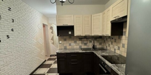 2-комн квартира Лухмановская улица,  д. 17