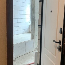 Продажа 1-комн квартиры на вторичном рынке улица Красных Зорь,  д. 33А