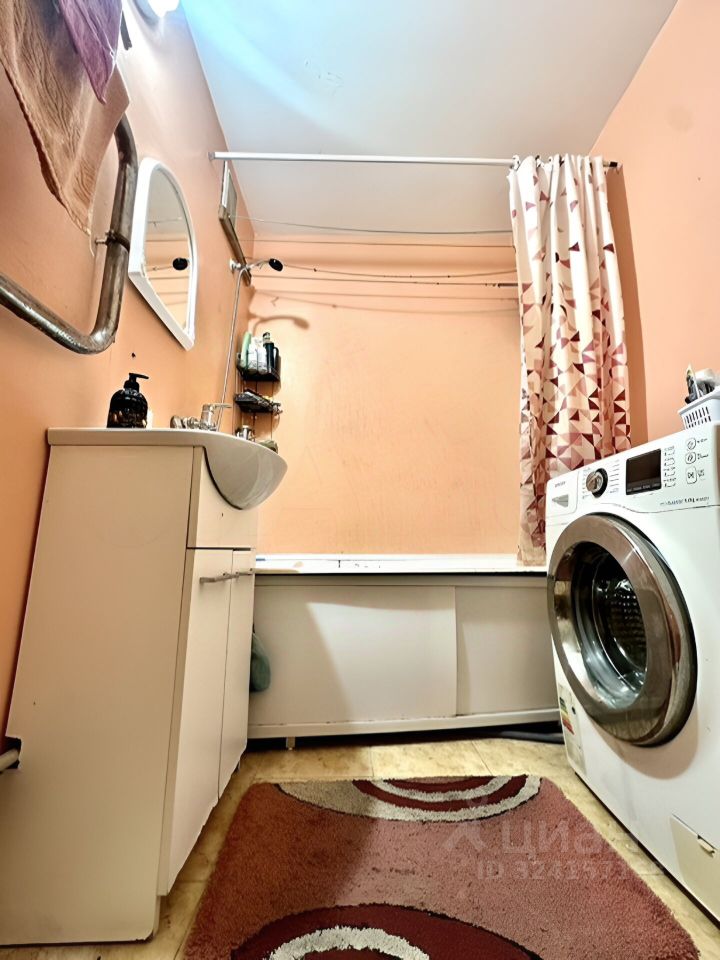 Продажа 2-комн квартиры на вторичном рынке улица Тельмана, 30к2