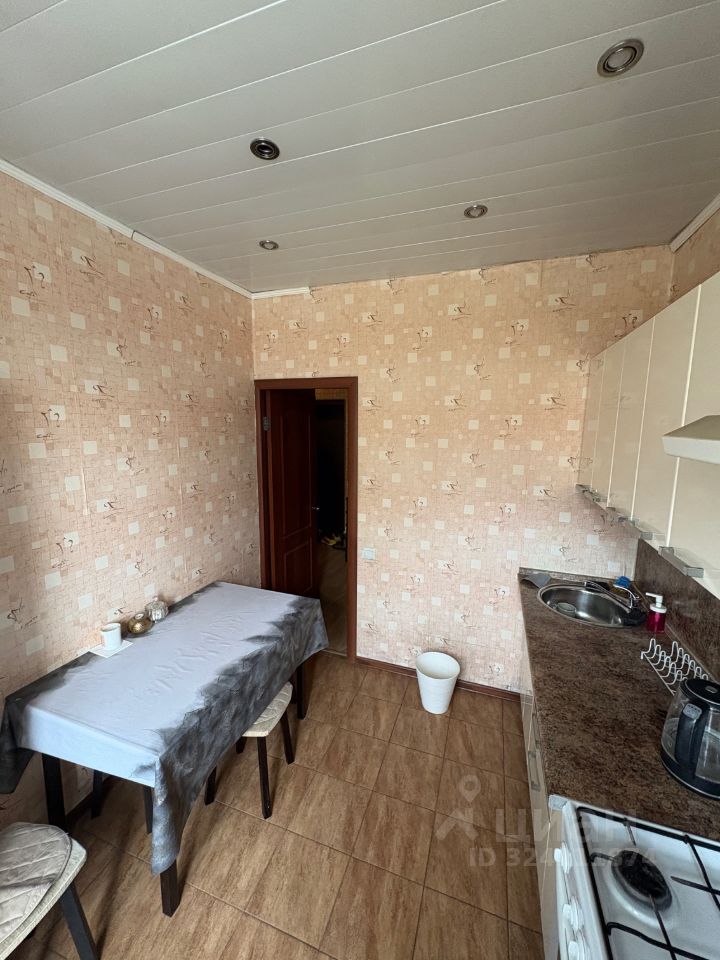 Продажа 2-комн квартиры на вторичном рынке Минская улица, 14к1