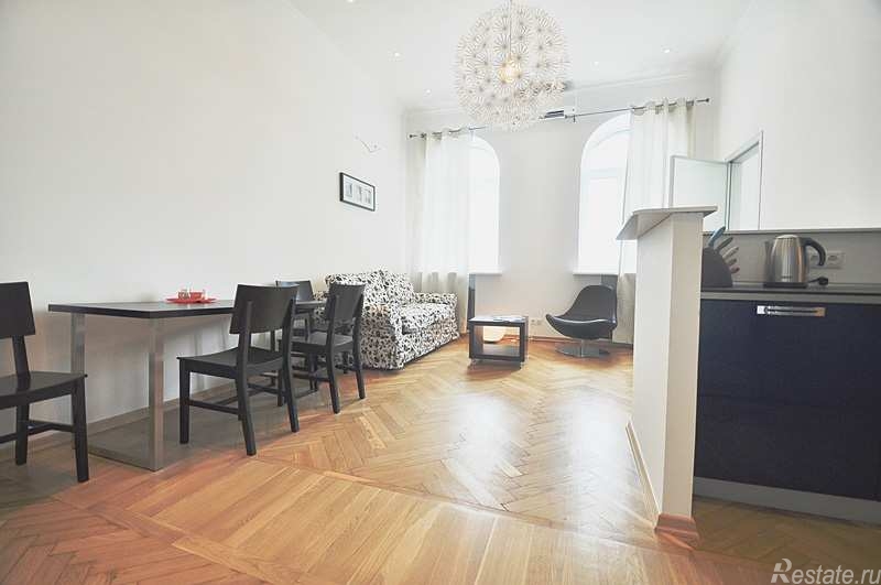 Аренда 2-комн квартиры на вторичном рынке Брюсов пер ,  д. 7