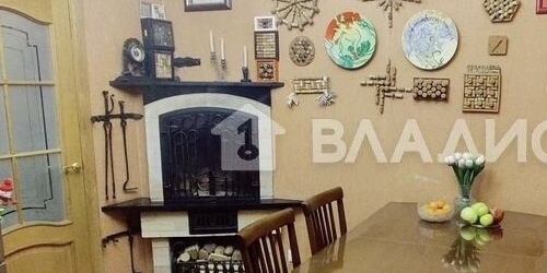 4-комн квартира улица Яблочкова, 1