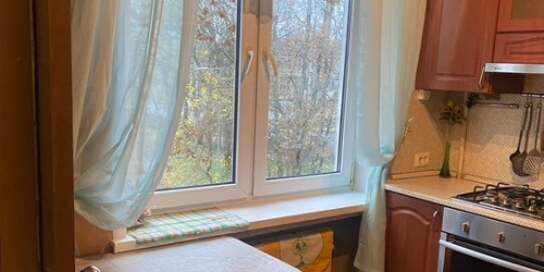 2-комн квартира ул Солдата Корзуна,  д. 15
