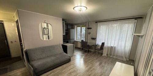 2-комн квартира ул Константинова,  д. 7