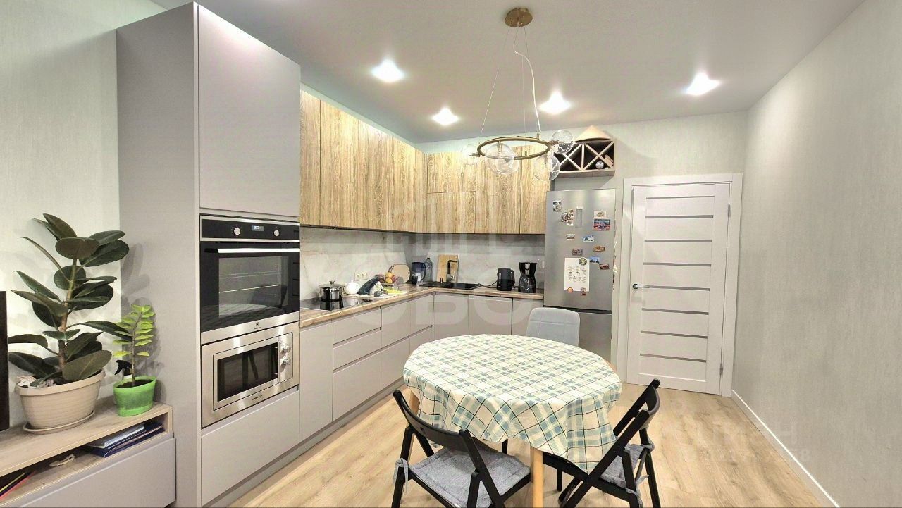 Продажа 2-комн квартиры на вторичном рынке Пушкин, улица Анциферовская, 11к1