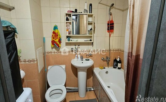 Продажа 1-комн квартиры на вторичном рынке Мурино, ул Оборонная,  д. 2,  к. 2