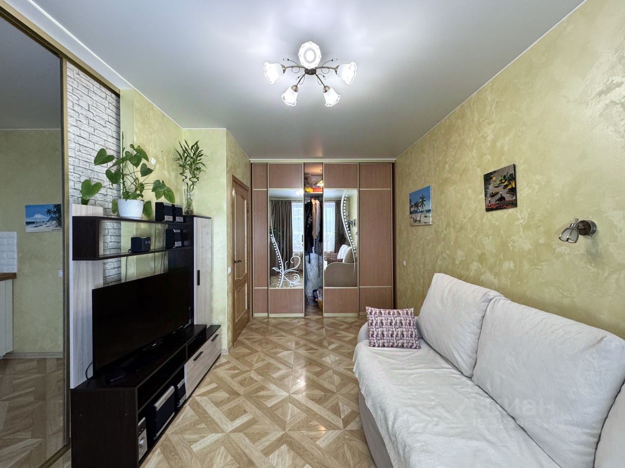 Продажа 1-комн квартиры на вторичном рынке Кудрово г., улица Ленинградская, 9/8