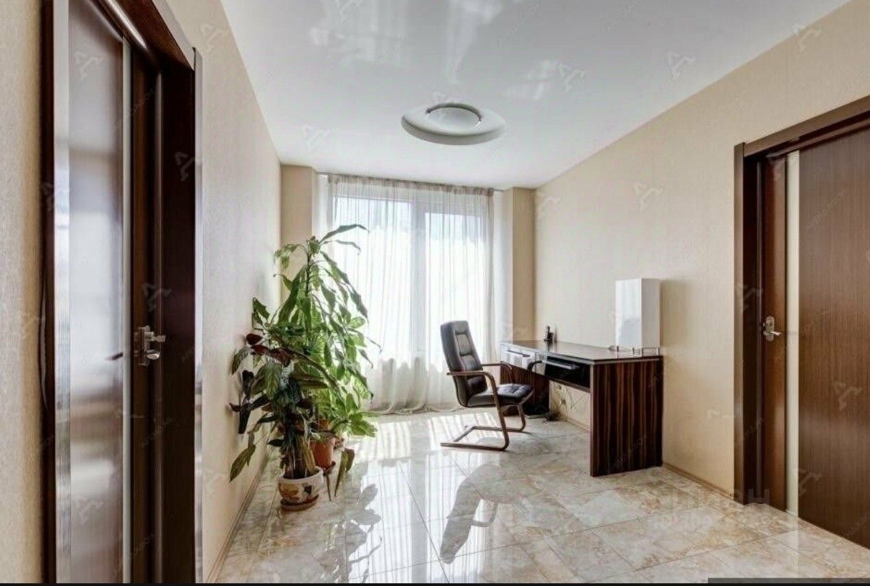 Аренда 3-комн квартиры на вторичном рынке улица Яблочкова, 11