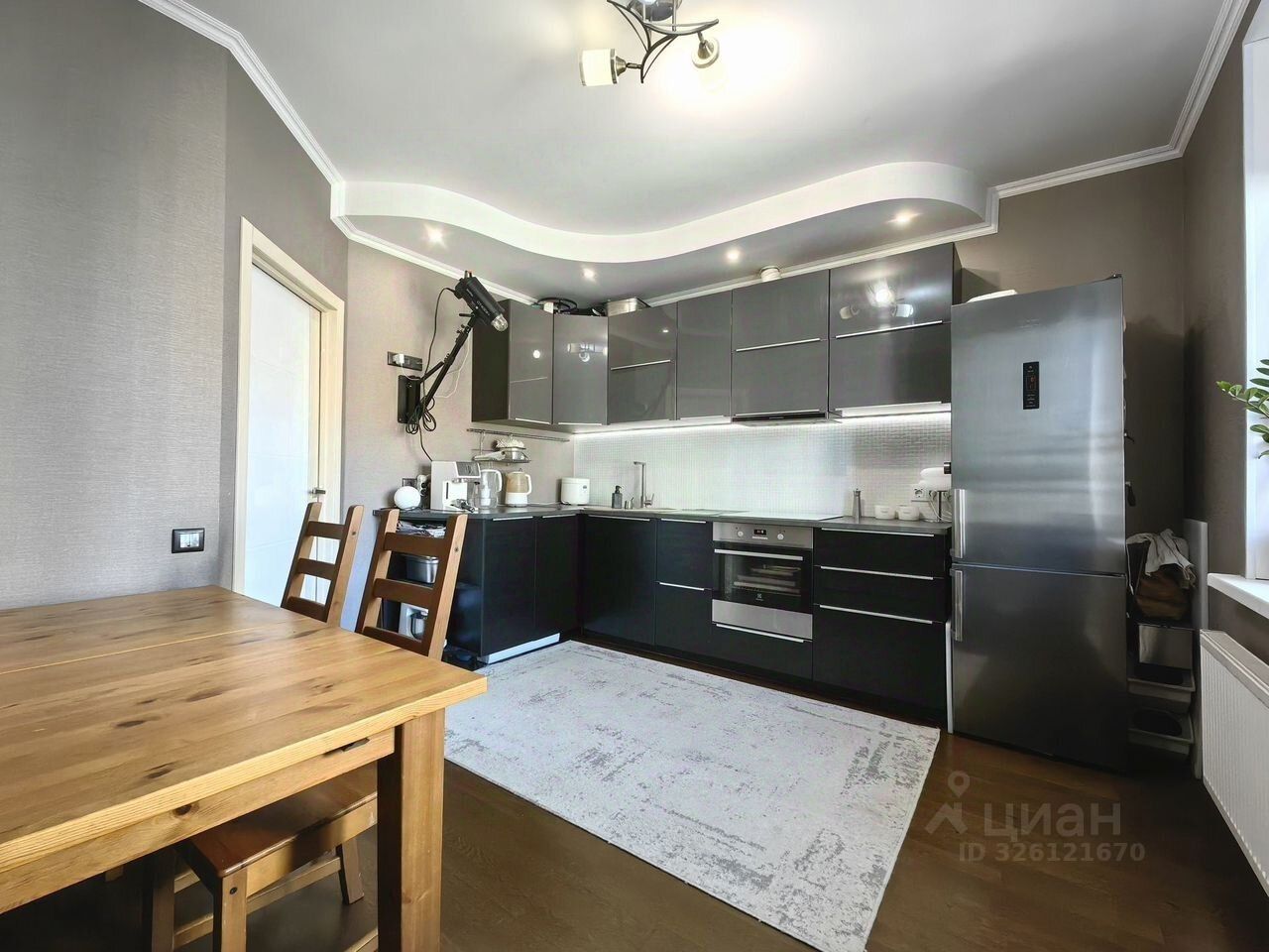 Продажа 2-комн квартиры на вторичном рынке улица Русановская, 19к2