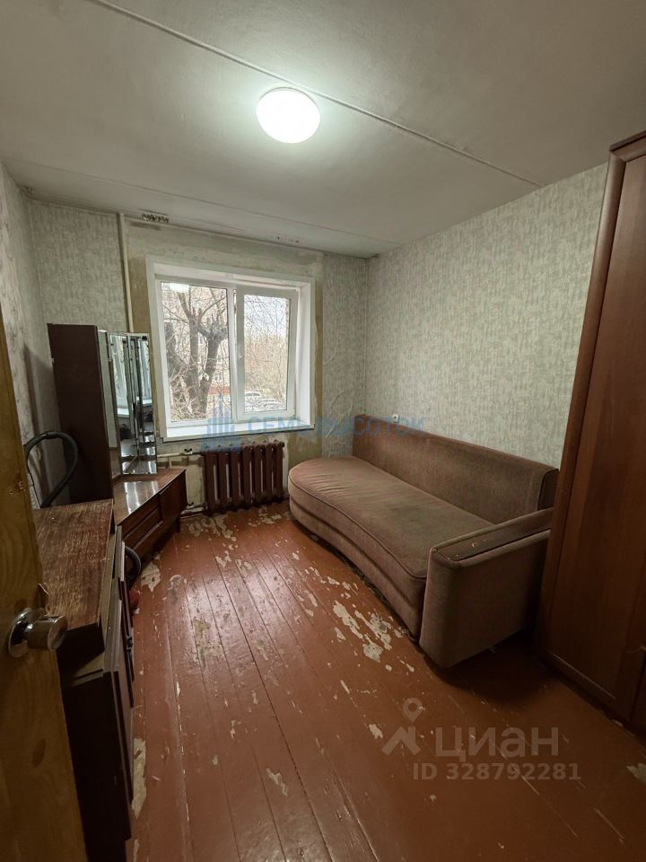Продажа 3-комн квартиры на вторичном рынке Подольск, Комсомольская улица, 86