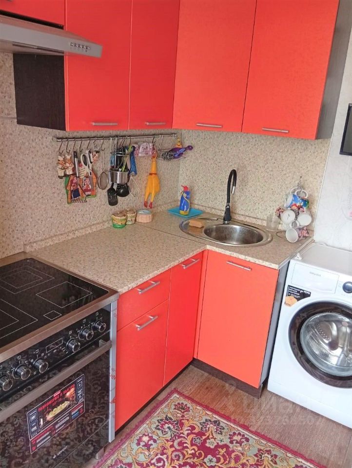 Продажа 2-комн квартиры на вторичном рынке Булатниковский проезд, 14К5