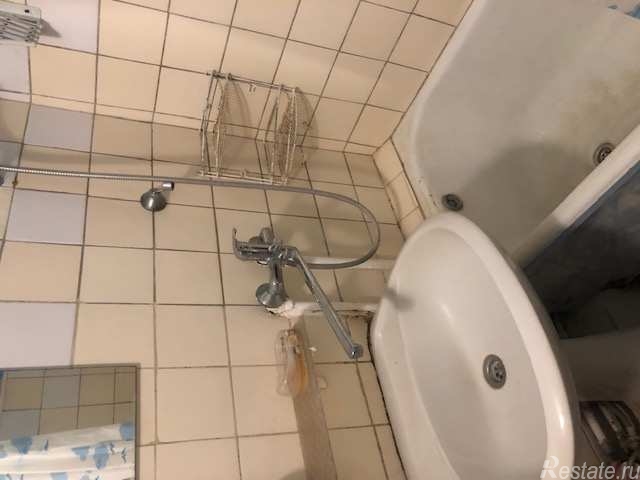 Продажа 3-комн квартиры на вторичном рынке Лобня г, Мирная ул,  д. 20