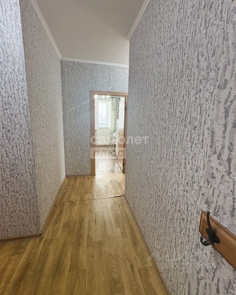Продажа 2-комн квартиры на вторичном рынке улица Герасима Курина, 42