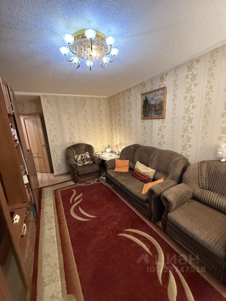 Продажа 3-комн квартиры на вторичном рынке Сергиев Посад, Озерная улица, 1