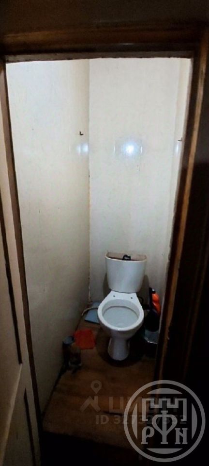 Продажа комнаты Никольская площадь, 6