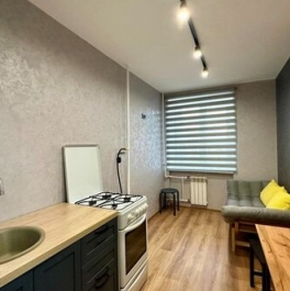 Продажа 1-комн квартиры на вторичном рынке Новоизмайловский проспект,  д. 51