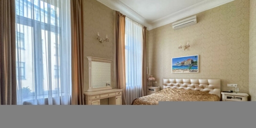 4-комн квартира улица Рылеева,  д. 10