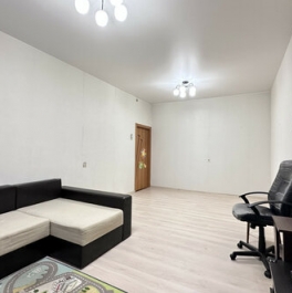 Продажа 3-комн квартиры на вторичном рынке 2-я линия