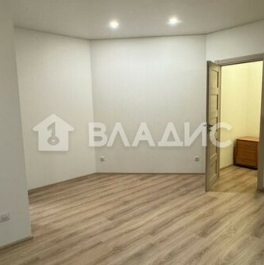 Продажа 2-комн квартиры на вторичном рынке Южный, улица Твардовского,  д. 44