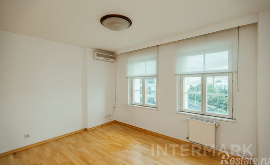 Аренда 4-комн квартиры на вторичном рынке Цветной бульвар,  д. 16/1