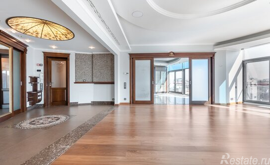 Продажа 7-комн квартиры на вторичном рынке улица Климашкина,  д. 17