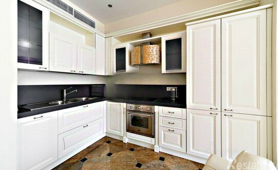 Продажа 4-комн квартиры на вторичном рынке Брестская 2-я ул