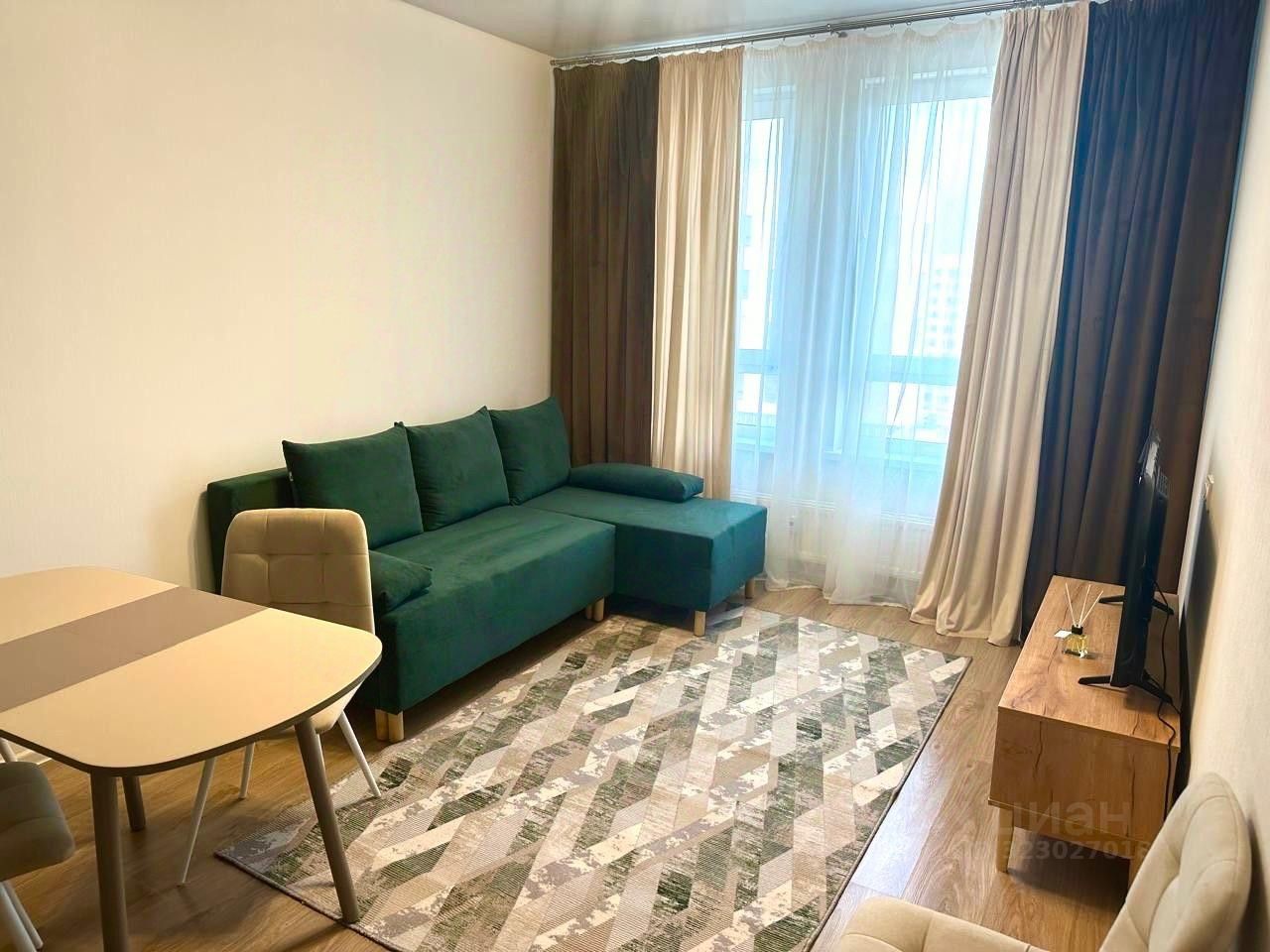 Аренда 2-комн квартиры на вторичном рынке д. Коробово, улица Авиаторов, 2