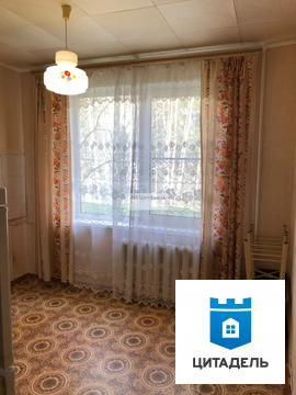 Продажа 3-комн квартиры на вторичном рынке Клин, городок Клин-9,  д. 100