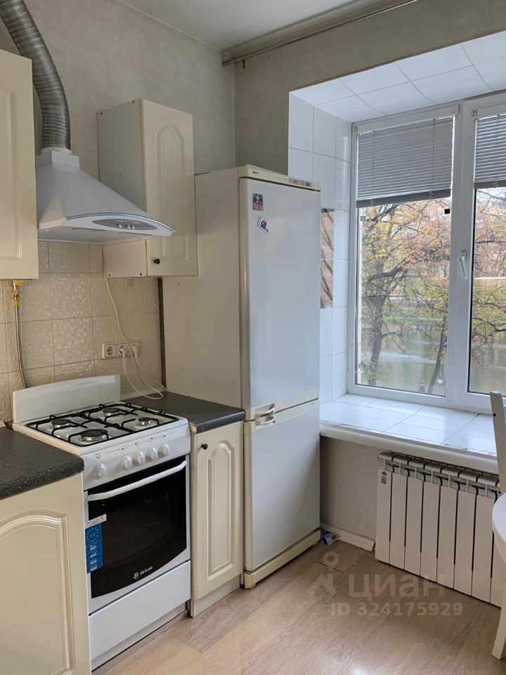 Аренда 2-комн квартиры на вторичном рынке Малый Патриарший переулок, 3