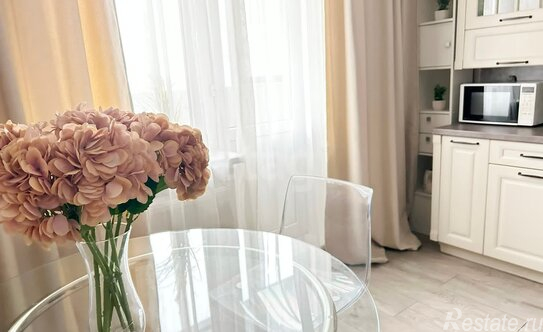 Продажа 2-комн квартиры на вторичном рынке ул Днепропетровская,  д. 37