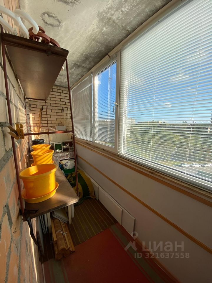 Продажа 2-комн квартиры на вторичном рынке Сосновый Бор, Солнечная улица, 30