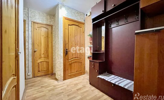 Продажа 2-комн квартиры на вторичном рынке ул Крюкова,  д. 3