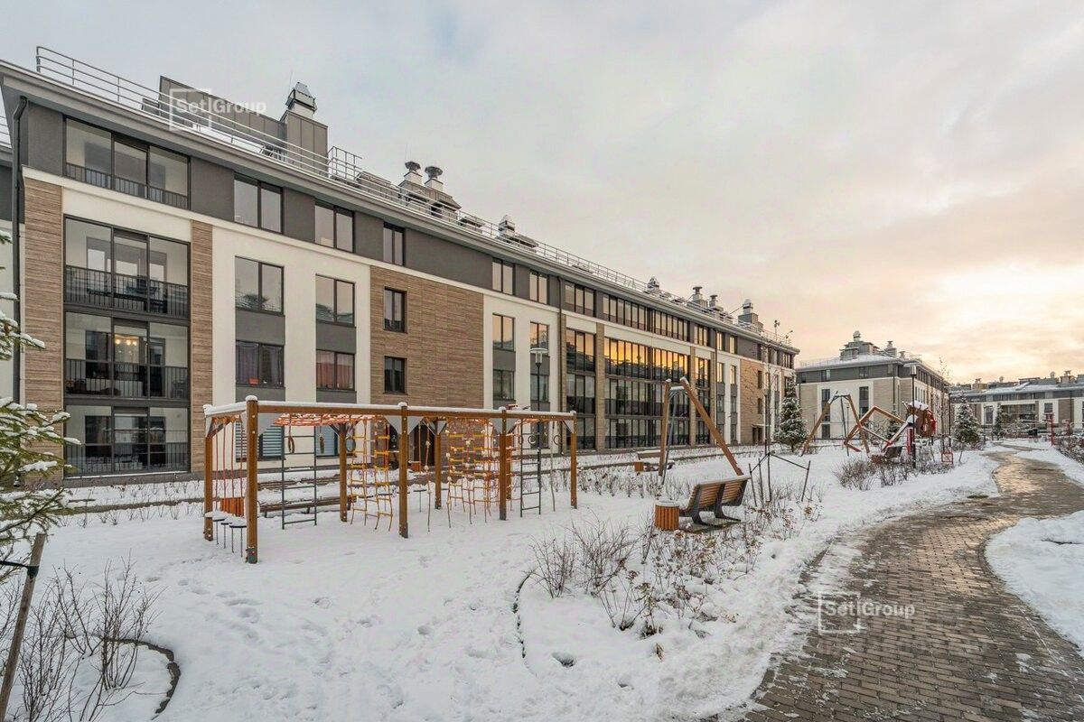 Продажа 1-комн квартиры на вторичном рынке пос. Стрельна, проспект Буденного, 20к2