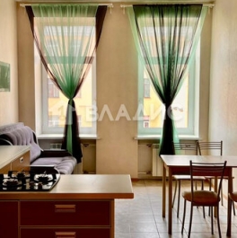 Продажа 2-комн квартиры на вторичном рынке Почтамтская улица,  д. 13