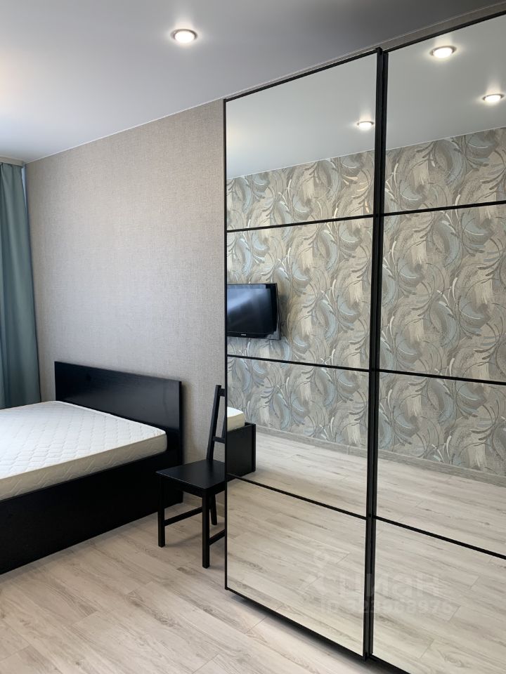 Продажа 1-комн квартиры на вторичном рынке Красногорск, бульвар Красногорский, 23к1