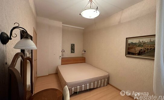 Аренда 2-комн квартиры на вторичном рынке улица Маши Порываевой,  д. 38