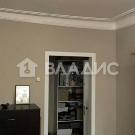 Продажа 2-комн квартиры на вторичном рынке улица Моисеенко,  д. 7/40