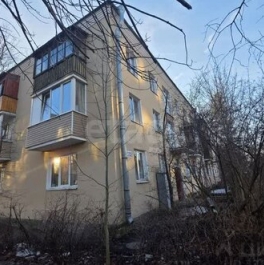 Продажа 1-комн квартиры на вторичном рынке ул Ленинградская,  д. 32