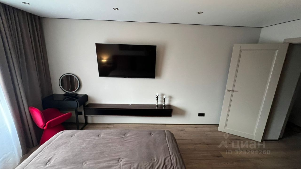 Продажа 3-комн квартиры на вторичном рынке Звенигород, Почтовая улица, 16/7