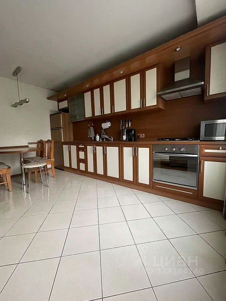 Аренда 3-комн квартиры на вторичном рынке улица Теплый Стан, 21К6